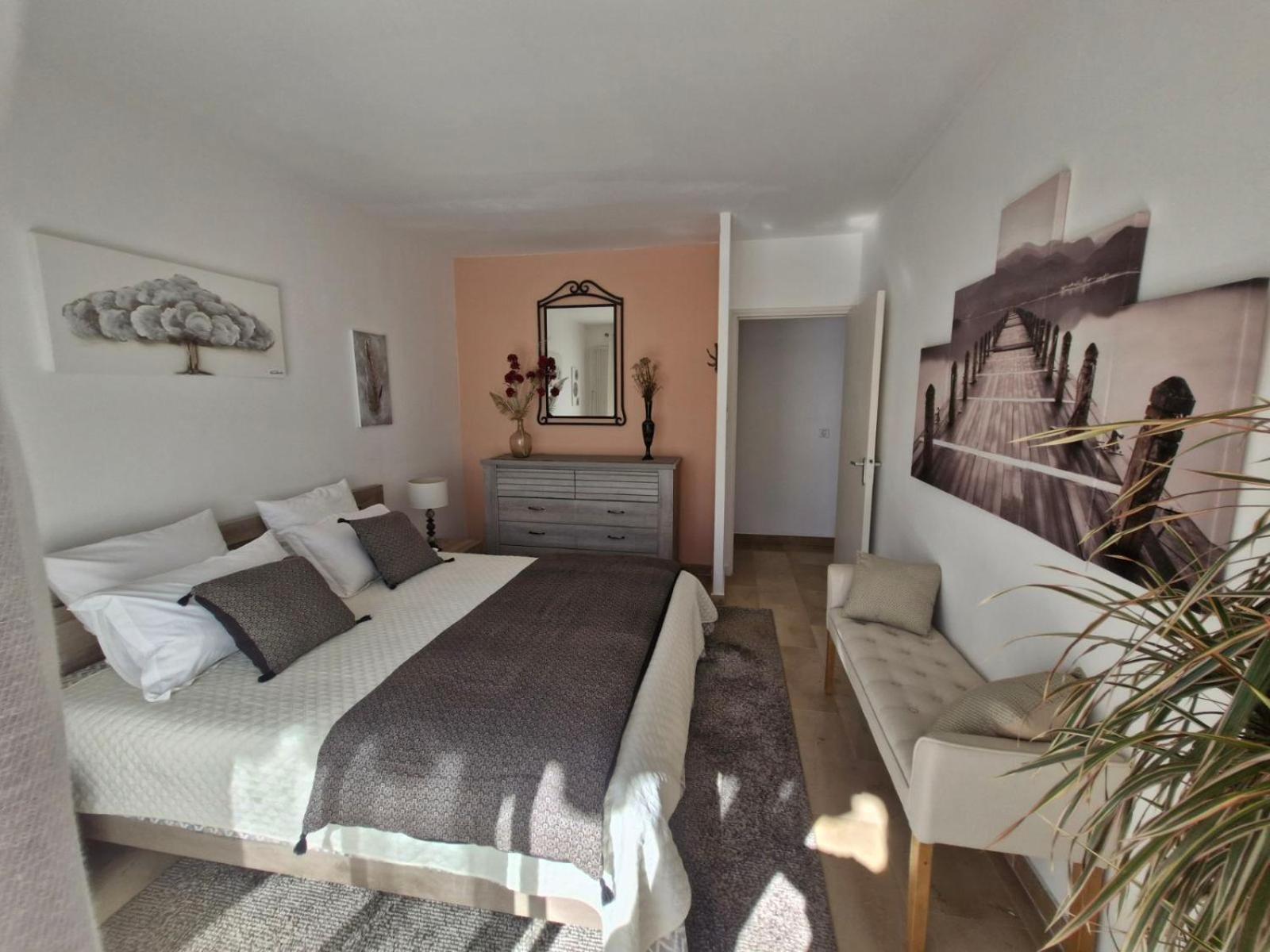 La Demeure Des Cedres & Spa Cap D'Agde (Adults Only) Bagian luar foto