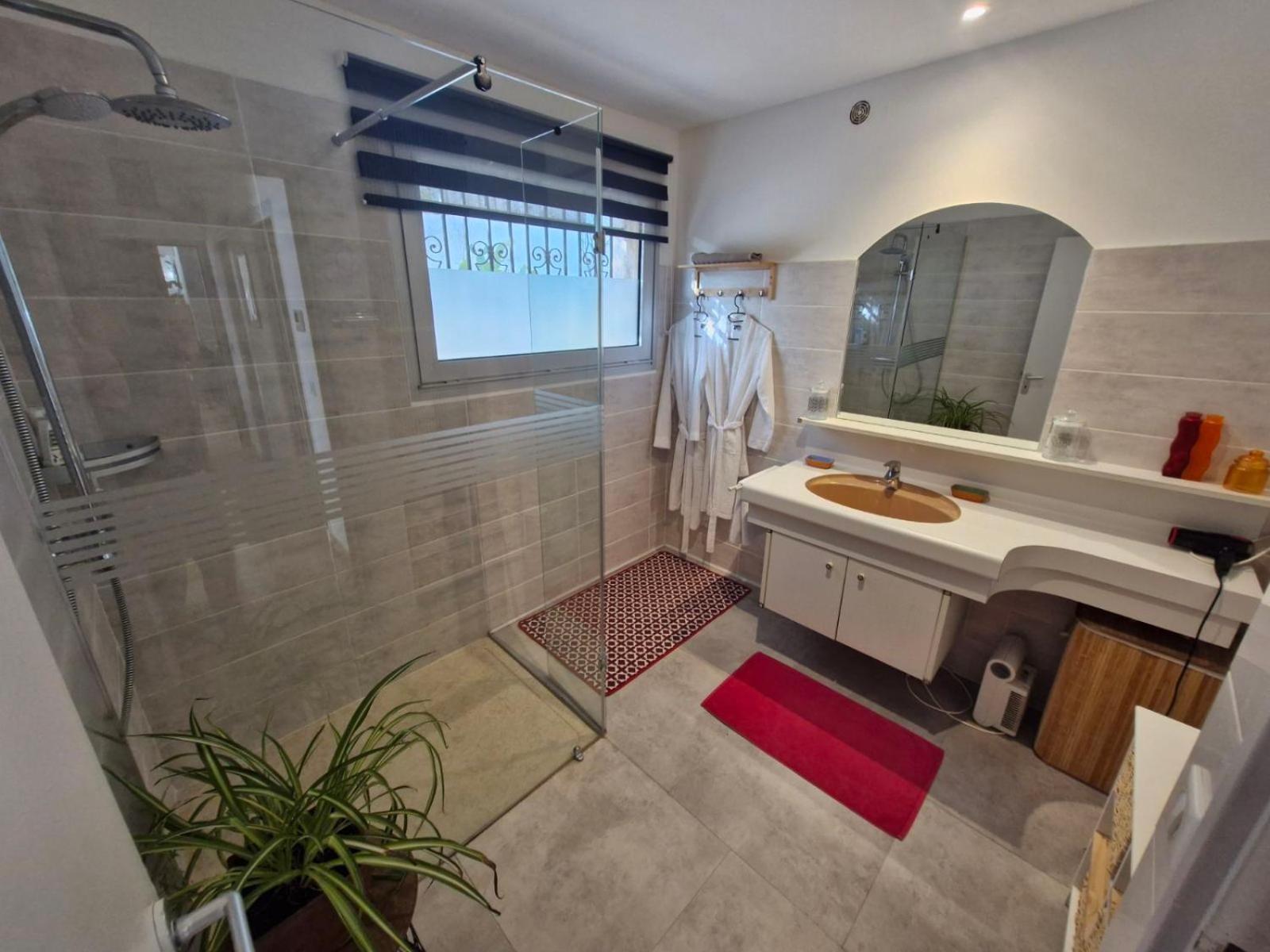 La Demeure Des Cedres & Spa Cap D'Agde (Adults Only) Bagian luar foto