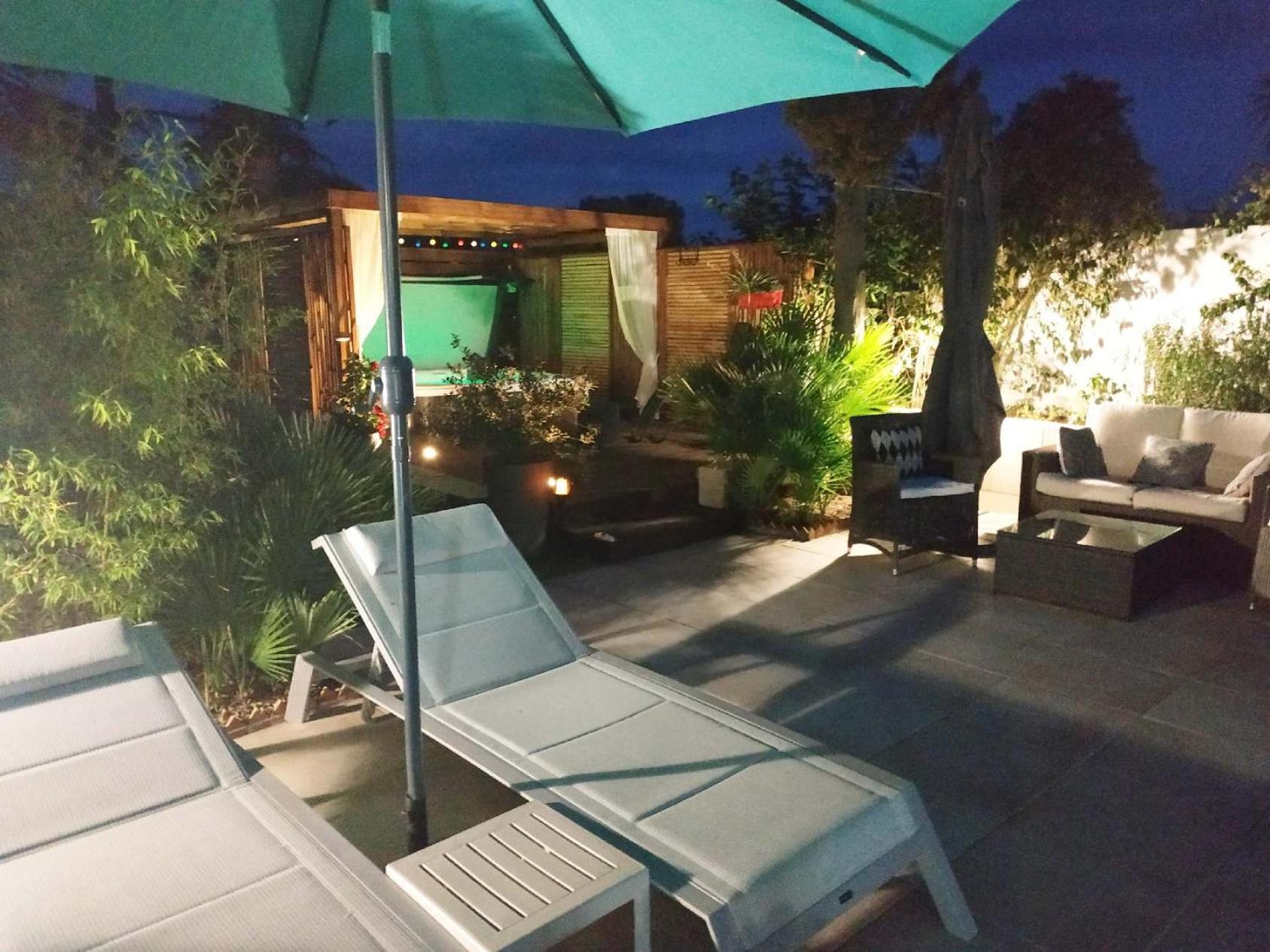 La Demeure Des Cedres & Spa Cap D'Agde (Adults Only) Bagian luar foto