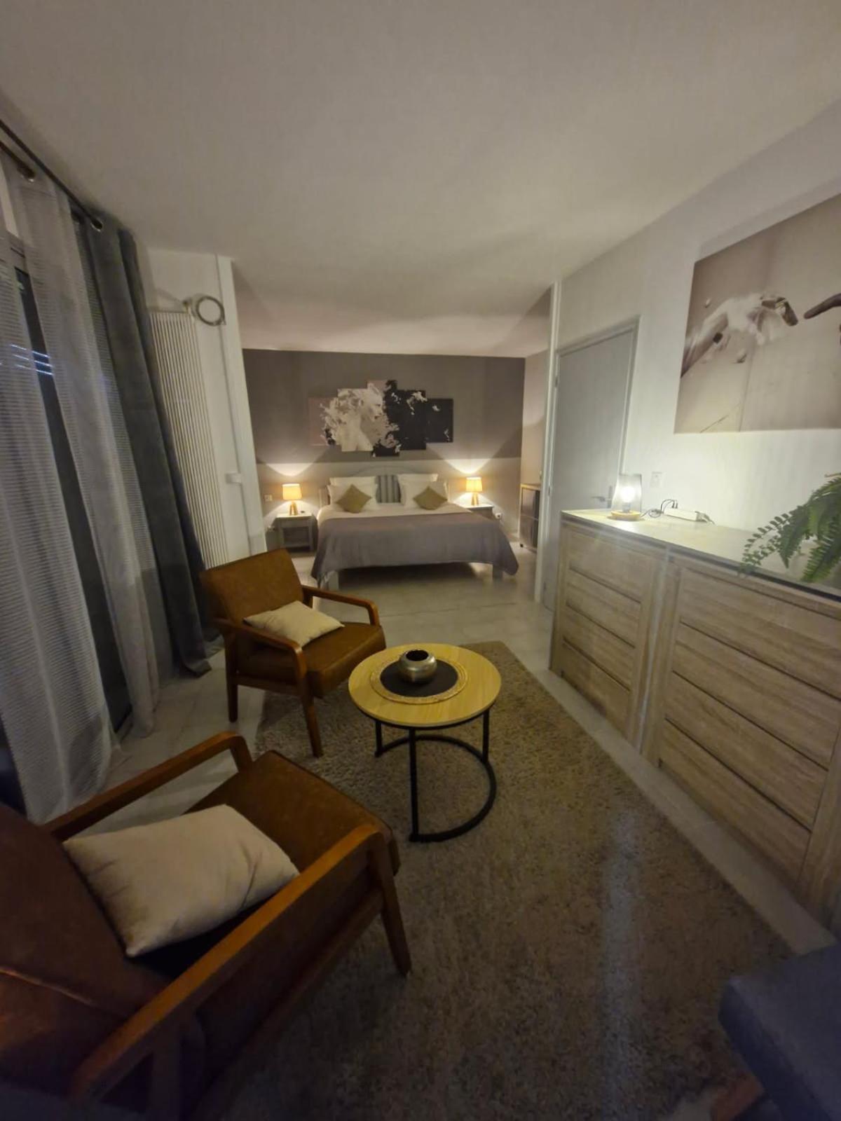 La Demeure Des Cedres & Spa Cap D'Agde (Adults Only) Bagian luar foto